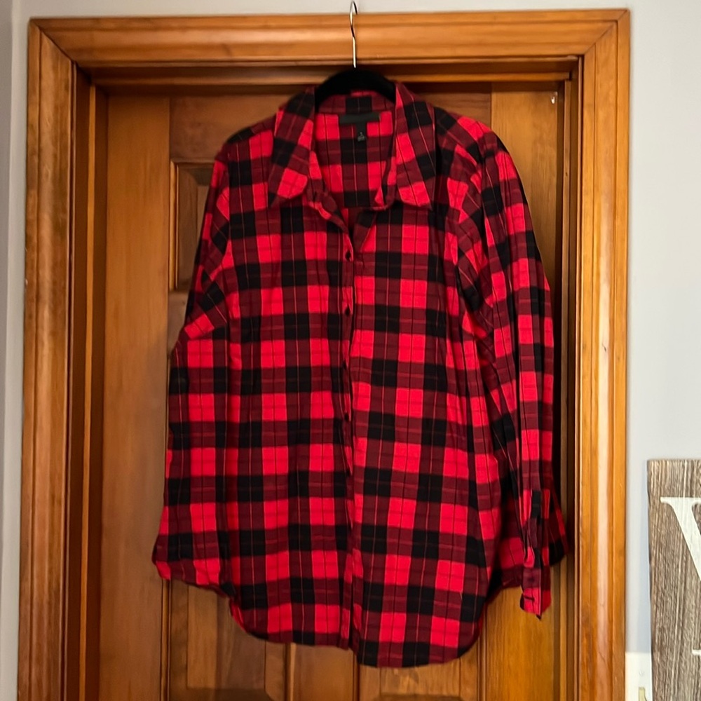 EUC lightweight, cotton plaid shirt